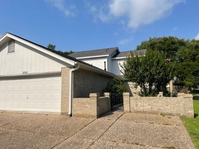 2802 Foxfire Cir, Missouri City, TX 77459