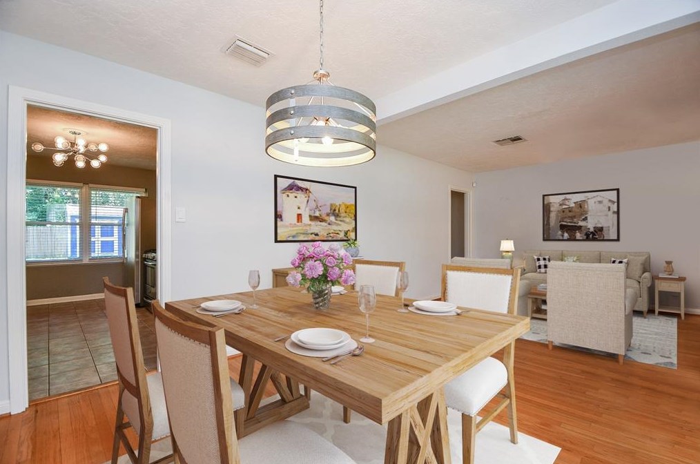 4818 Ella Blvd, Houston TX  77018-1924 exterior