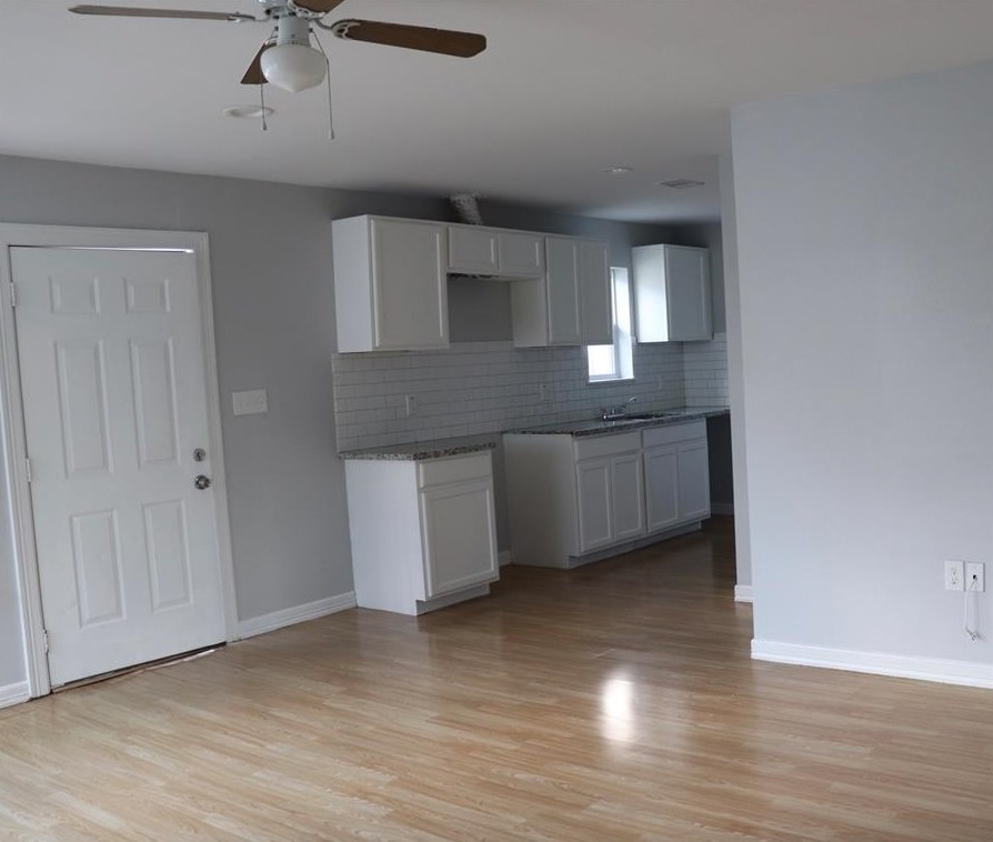 7608 E Magnolia St #a, Houston, TX 77012