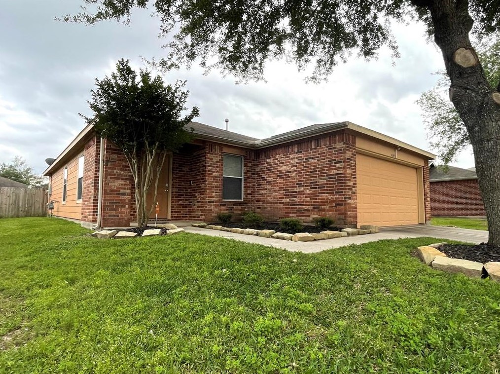 634 Sweet Flower Dr, Houston, TX 77073