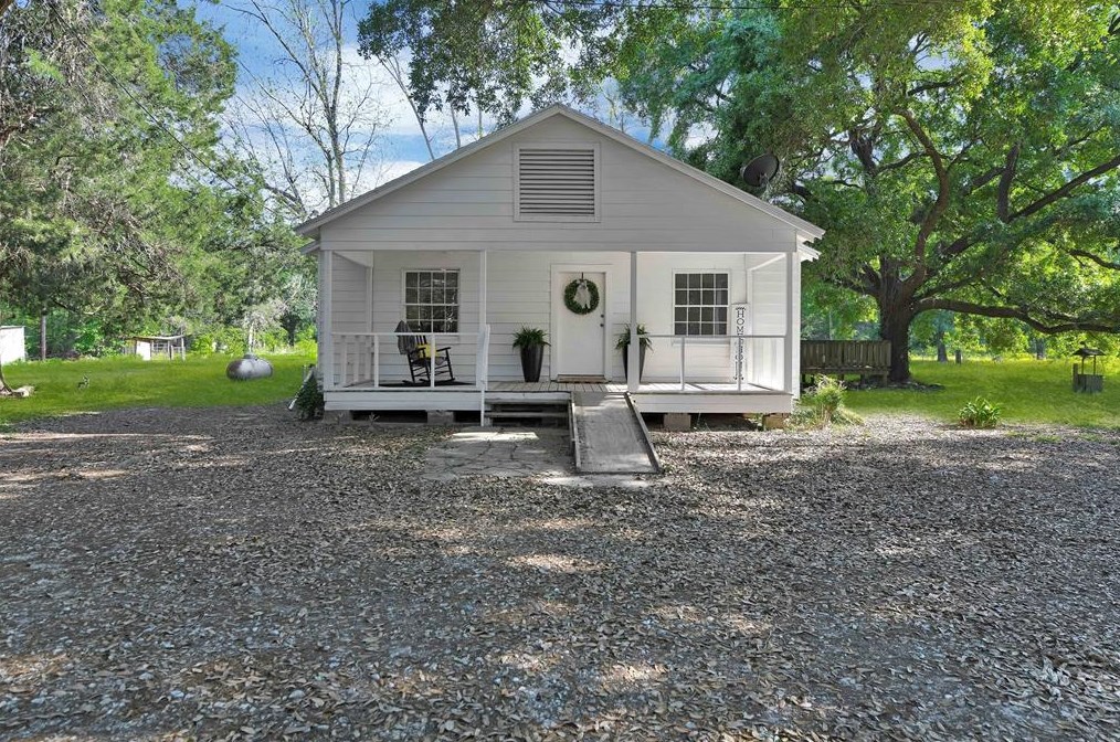 1464 County Road 2184, Cleveland, TX 77327-9662