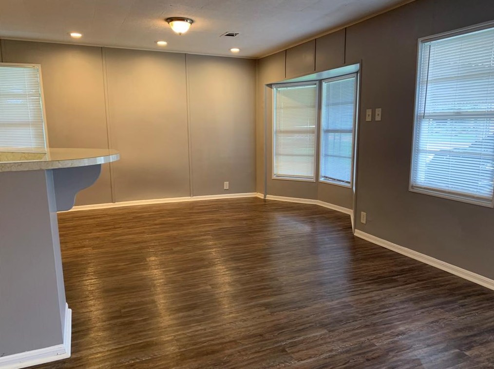 7718 E Magnolia St, Houston, TX 77012