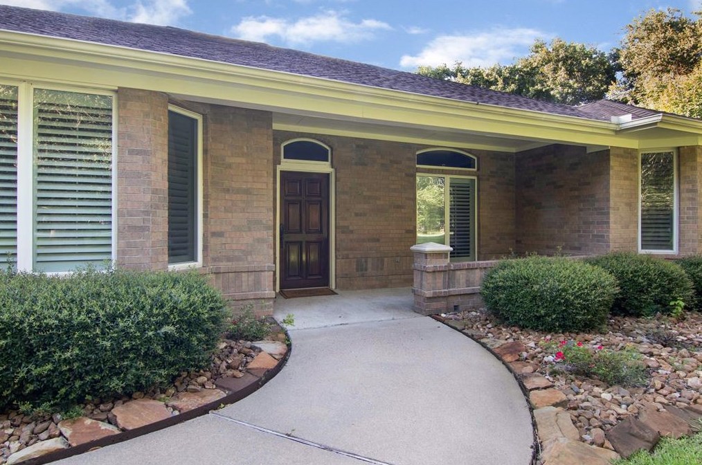 9322 Thompson Lake Dr, Missouri City, TX 77459