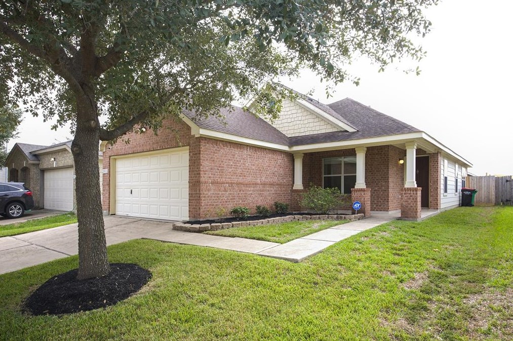 20515 Fair Castle Dr, Cypress, TX 77433