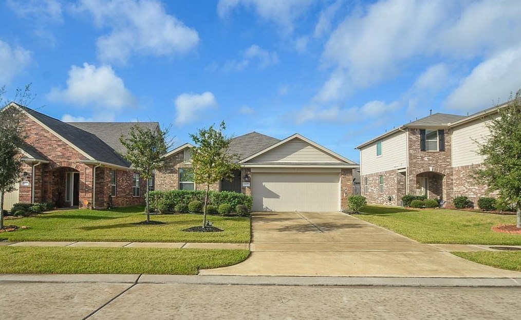3127 Palacious Falls Lane, Katy, TX 77449