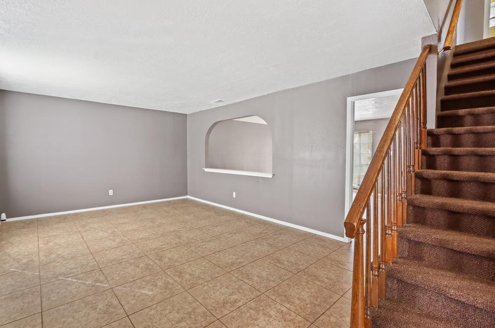 11610 Hillcroft St, Houston TX  77035-2524 exterior