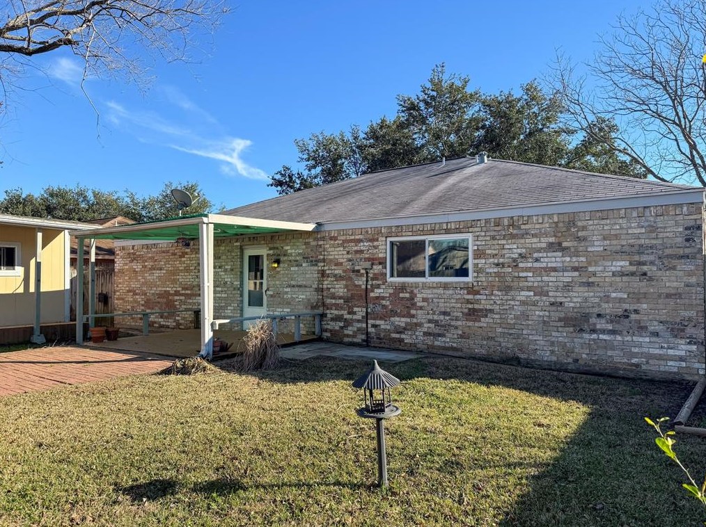 518 27th Ave N, Texas City, TX 77590