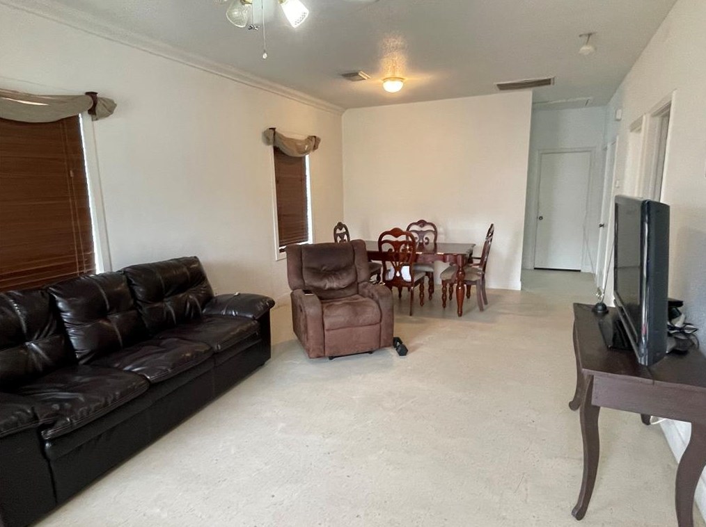 10002 Morocco Rd, Houston, TX 77041-7532