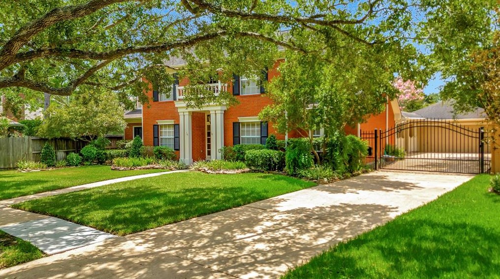 4430 Grand Cayman Dr, Sugar Land, TX 77479-2100