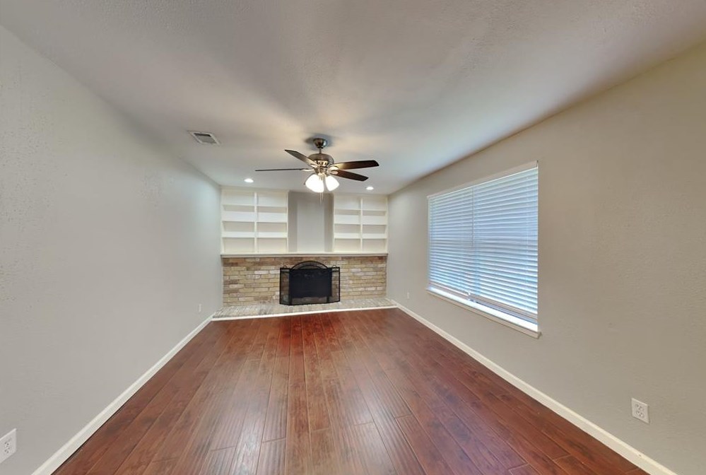 5318 Hazelgrove Dr, Houston, TX 77084