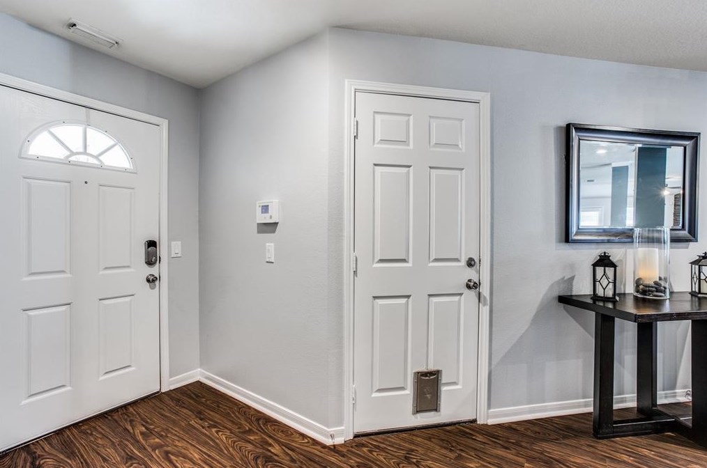 9319 Copper Cove Dr, Houston, TX 77095-7227