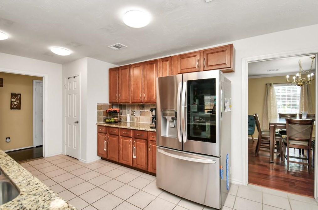 11119 Kirkvale Dr, Houston TX 77089-3636 exterior