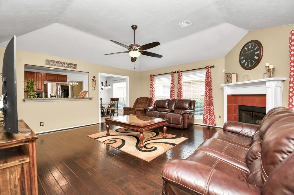 11119 Kirkvale Dr, Houston TX 77089-3636 exterior