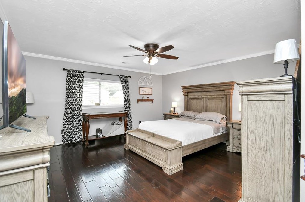 11119 Kirkvale Dr, Houston TX 77089-3636 exterior