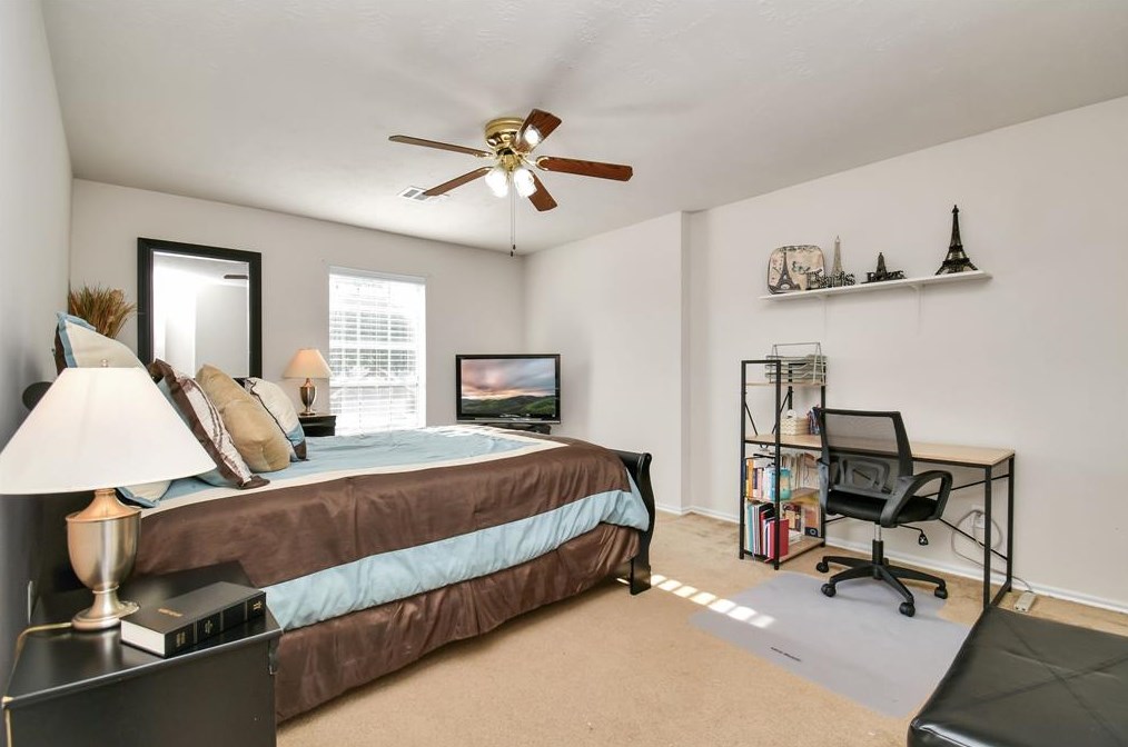 11119 Kirkvale Dr, Houston TX 77089-3636 exterior