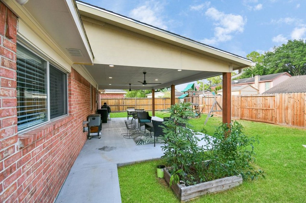 11119 Kirkvale Dr, Houston TX 77089-3636 exterior