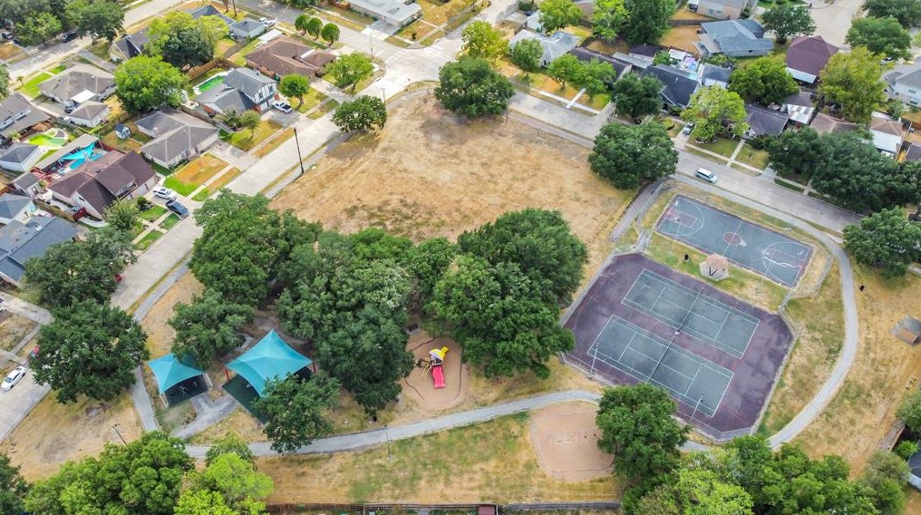 11119 Kirkvale Dr, Houston TX 77089-3636 exterior