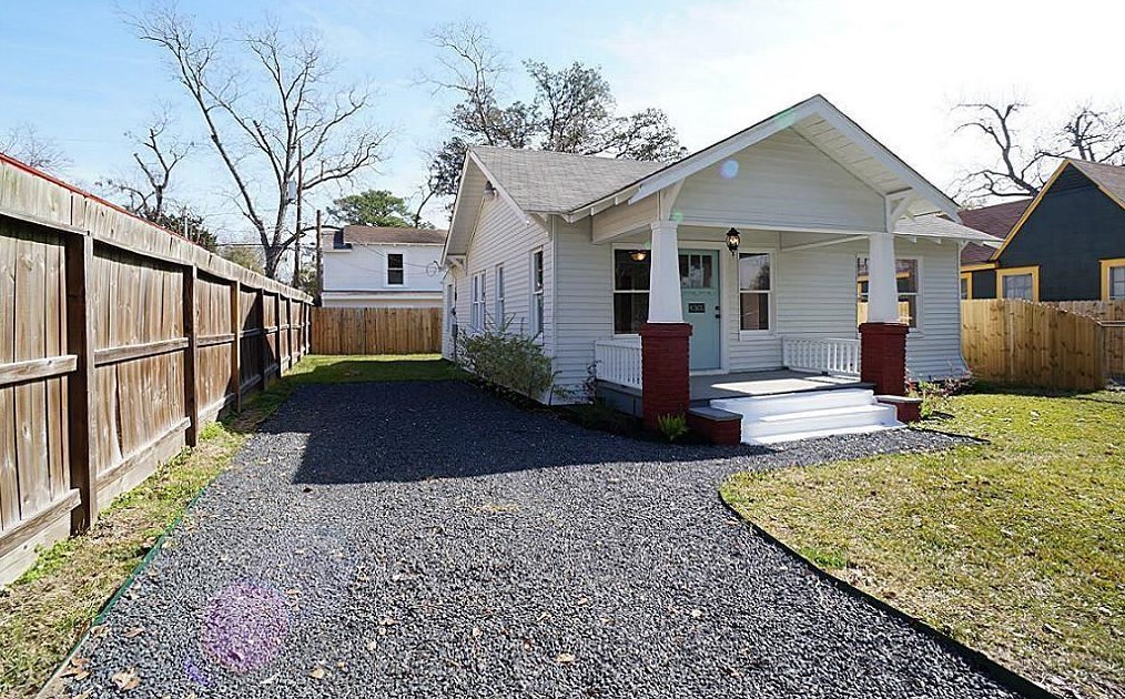 4302 Siegel St, Houston, TX 77009