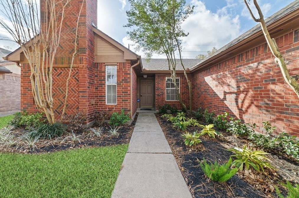 19307 Misty Cove Dr, Katy, TX 77449