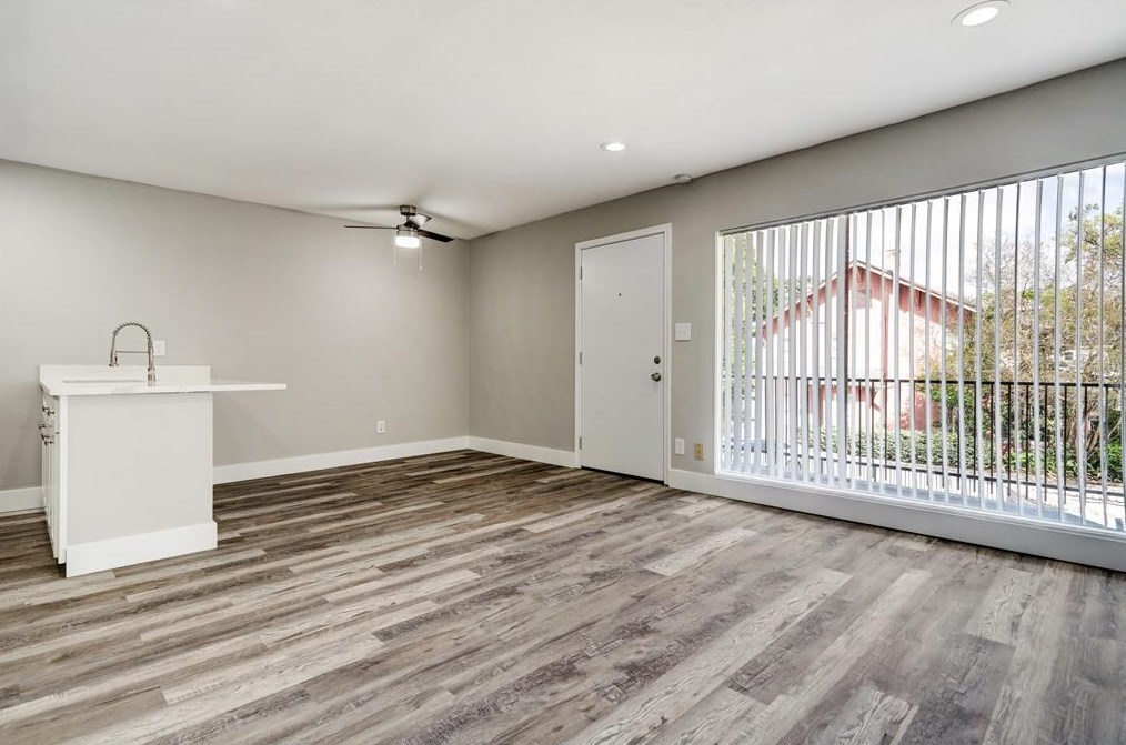 508 Branard St #9, Houston, TX 77006