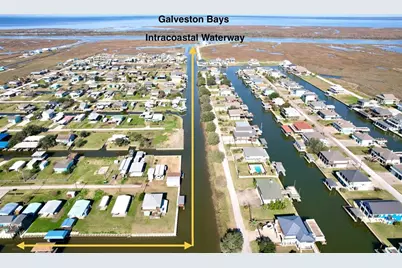 1102 Mayes, Crystal Beach, TX 77650 - Photo 22