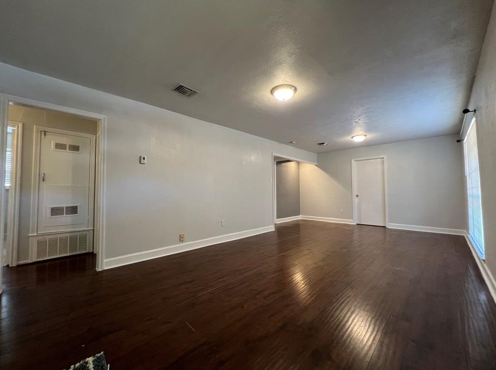 5258 Cosby St, Houston, TX 77021-3741