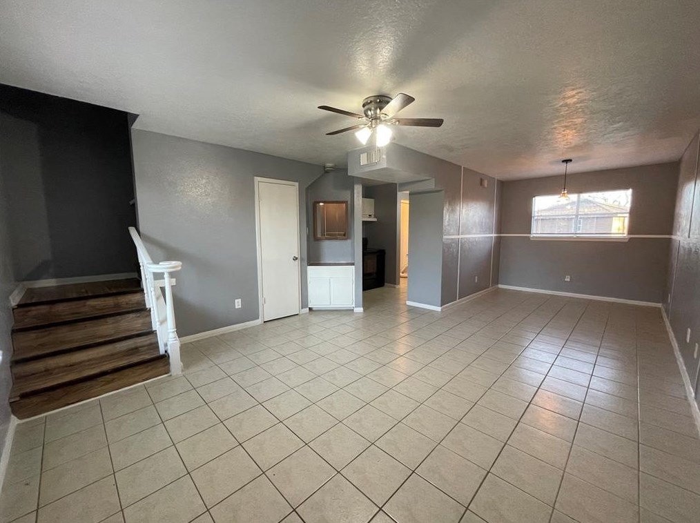 1401 3rd St, League City, TX 77573
