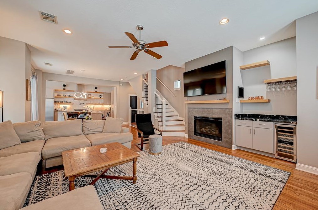 1320 W 25th St Unit B, Houston, TX