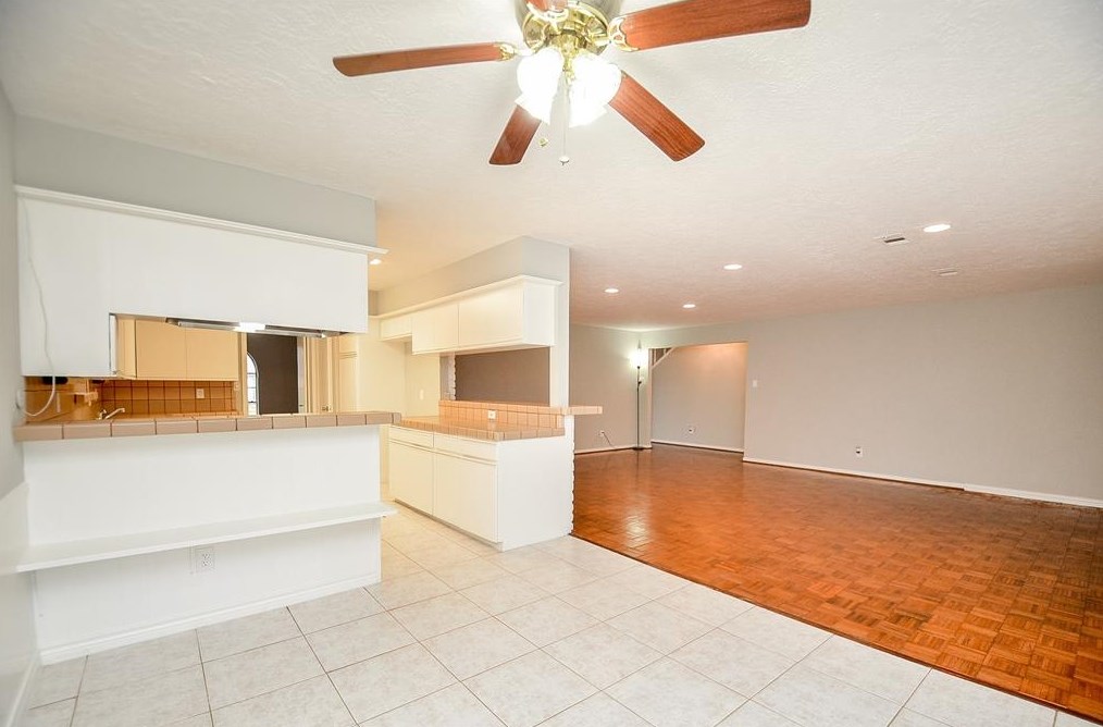 12222 Grn Glade Dr, Houston TX  77099-3118 exterior