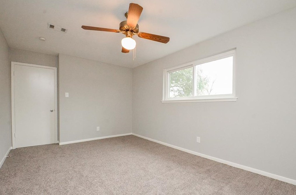 12222 Grn Glade Dr, Houston TX  77099-3118 exterior