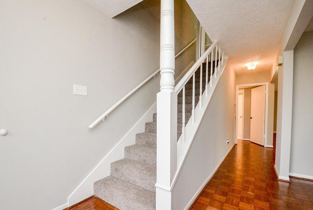 12222 Grn Glade Dr, Houston TX  77099-3118 exterior