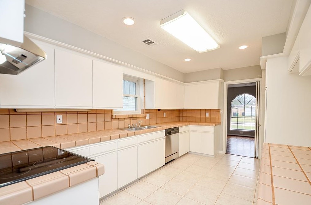12222 Grn Glade Dr, Houston TX  77099-3118 exterior