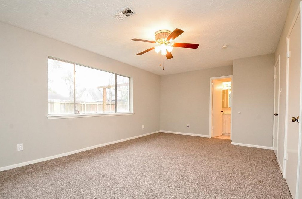 12222 Grn Glade Dr, Houston TX  77099-3118 exterior