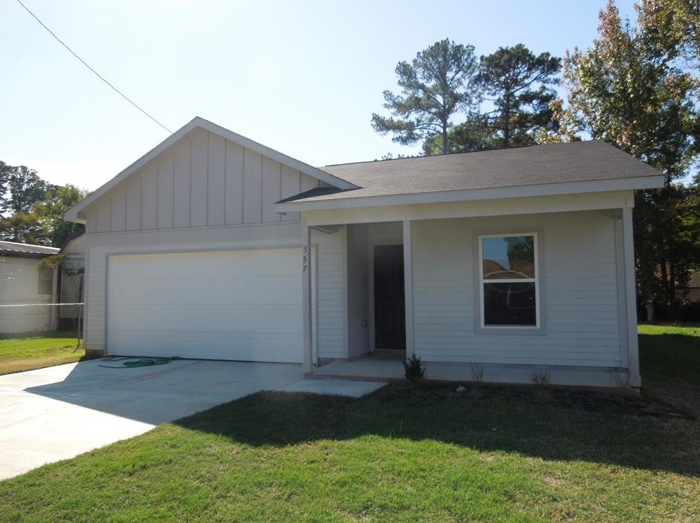 357 Goldenrod, Livingston, TX 77351