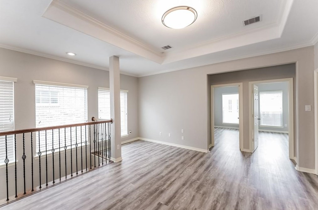 3215 Holly Thicket Dr, Houston, TX 77042