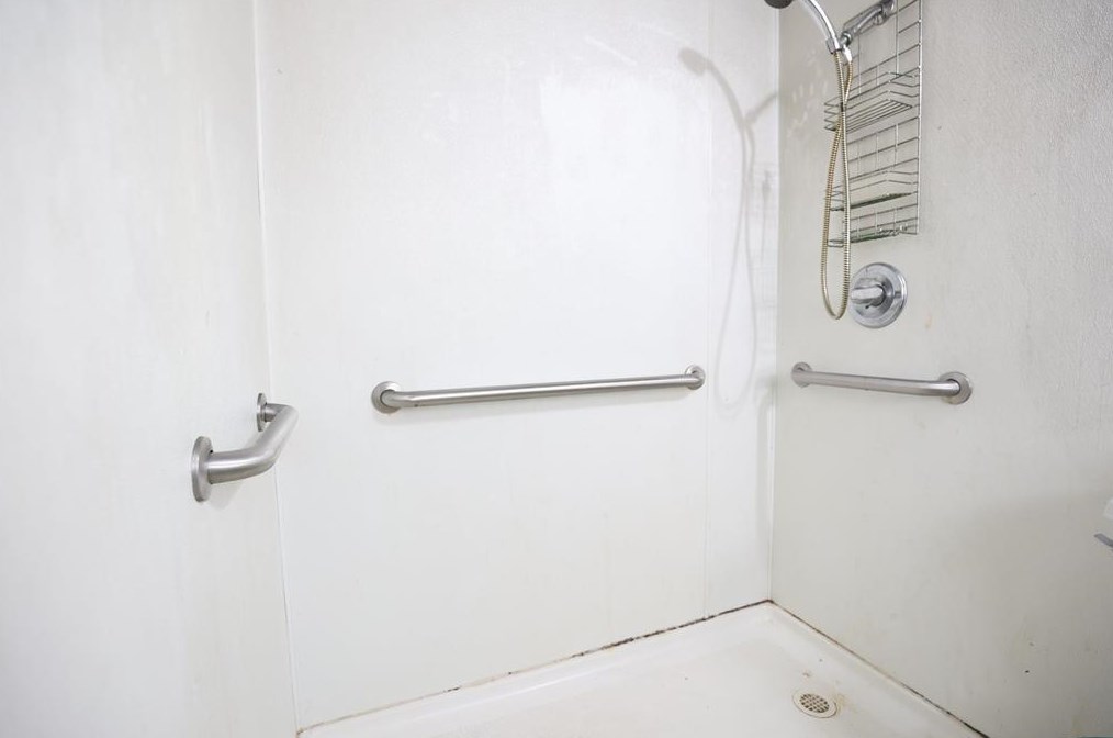 7003 Kingsway Dr, Houston TX  77087-6023 exterior