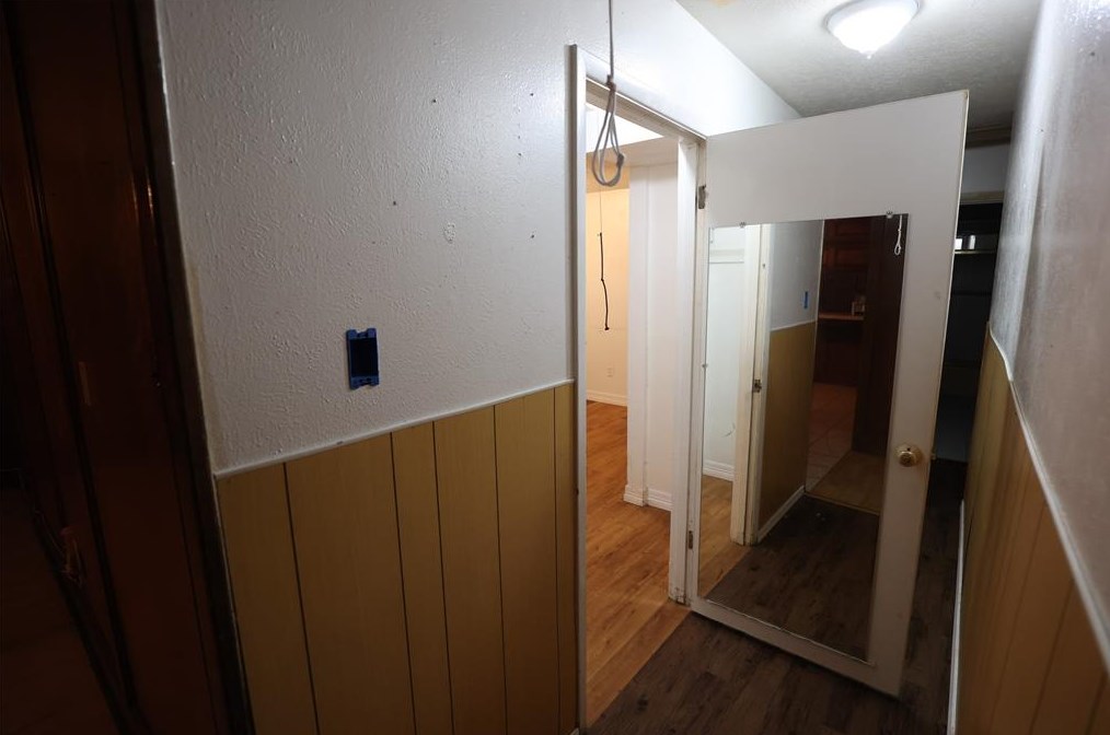 7003 Kingsway Dr, Houston TX  77087-6023 exterior