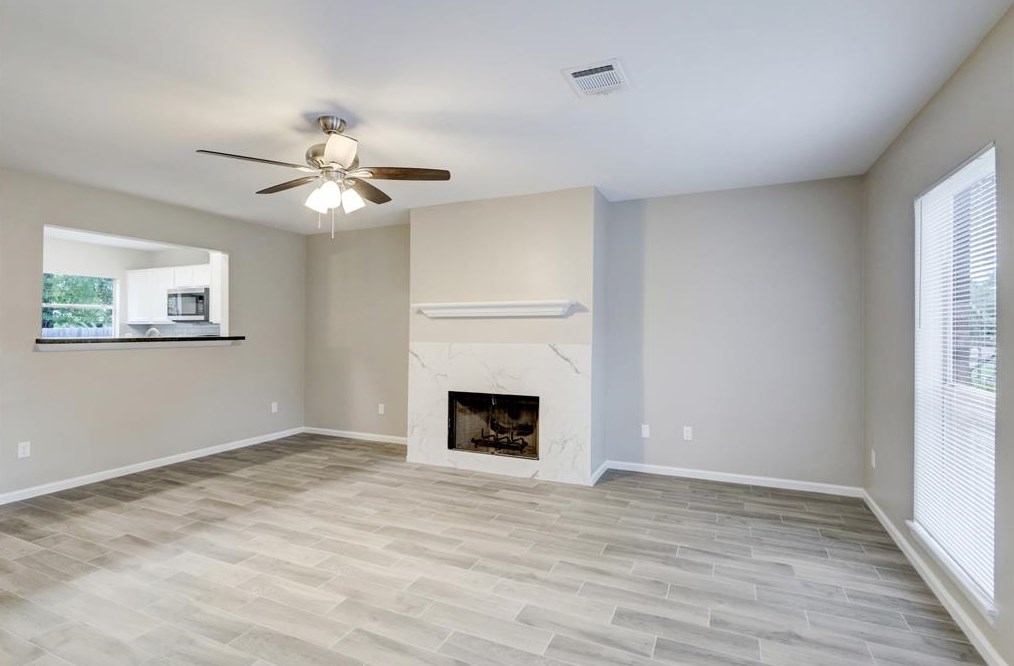 8218 Claiborne St, Houston, TX 77078-2712