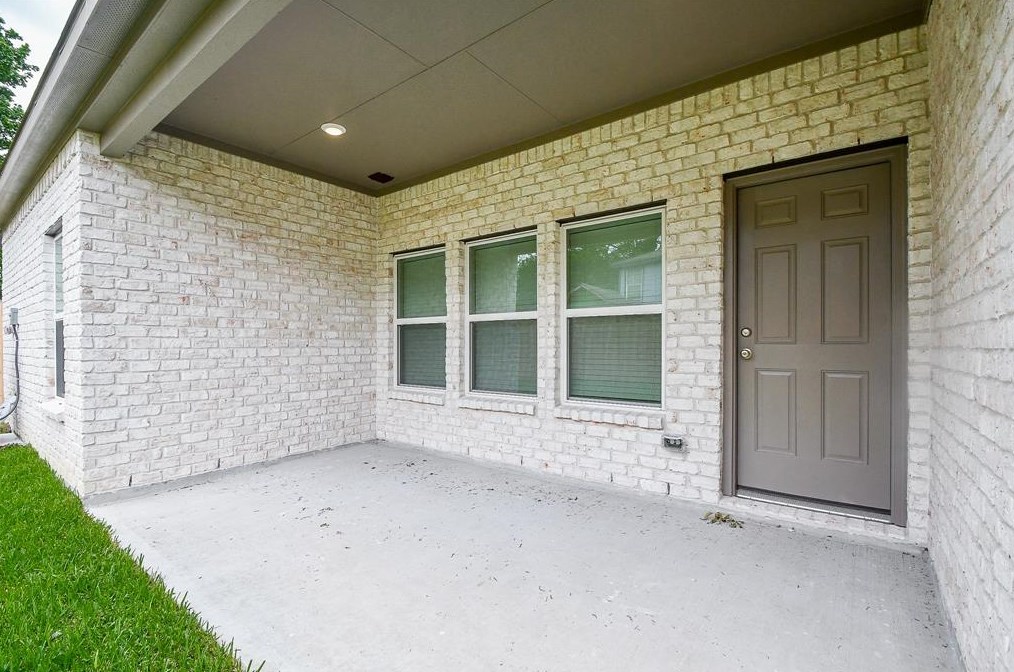 6612 Tuskegee St, Houston TX  77091-4127 exterior
