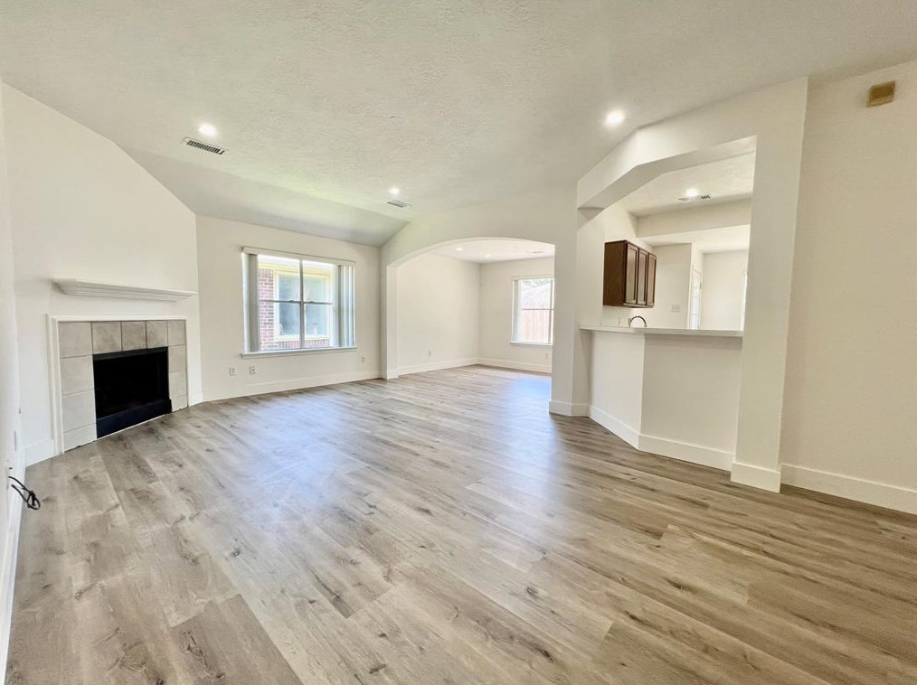 4615 Pleasant Trl, Fresno, TX 77545