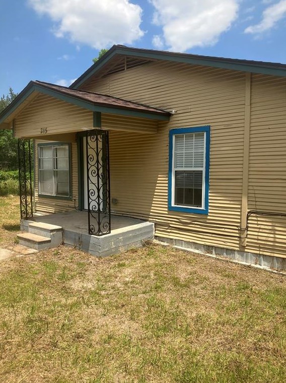 215 Tall Timbers, Huntsville, TX 77340