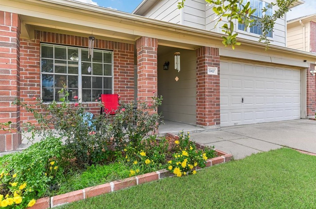 13407 Naples Bridge Rd, Sugar Land TX  77498-2264 exterior
