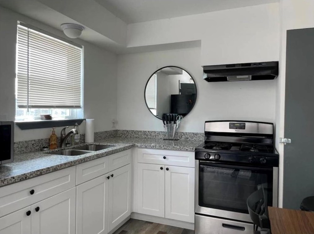 4806 6th St #1, Bacliff, TX 77518