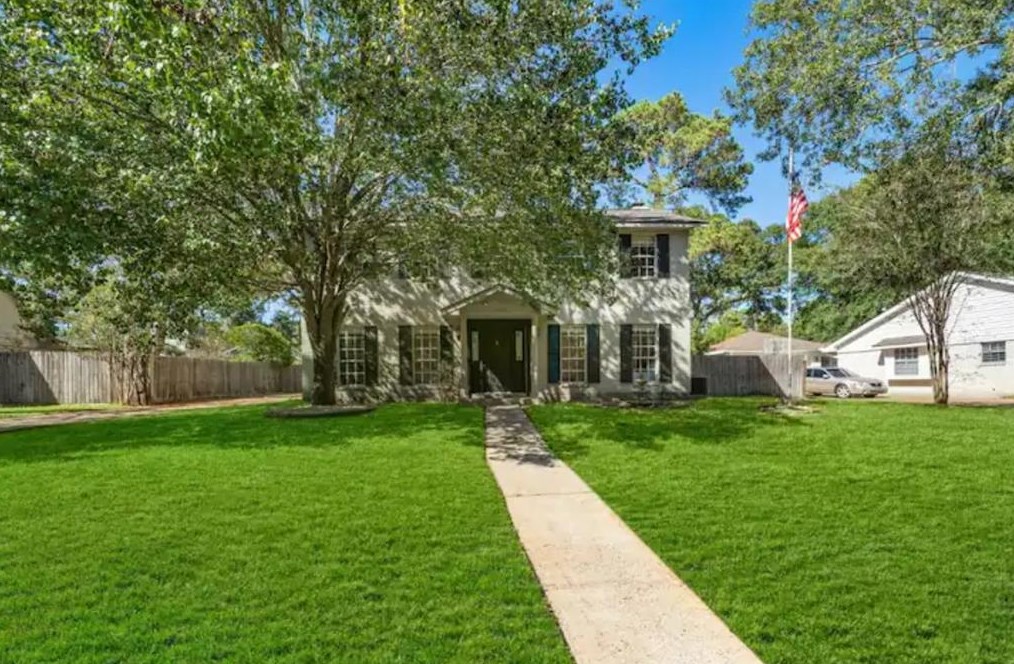 27209 Wells Ln, Conroe, TX 77385