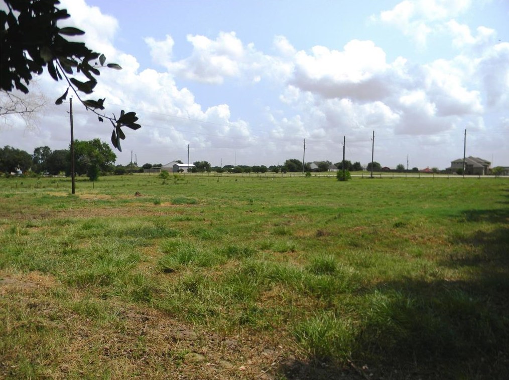 17845 Fm 362 Rd, Waller, TX 77484