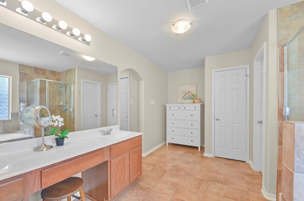 3612 Oak Xing Dr, Pearland TX  77581-7103 exterior