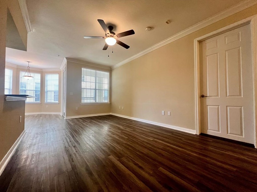 7575 Kirby Dr #2215, Houston, TX 77030