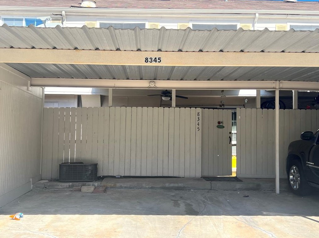 8345 Nairn St, Houston, TX 77074