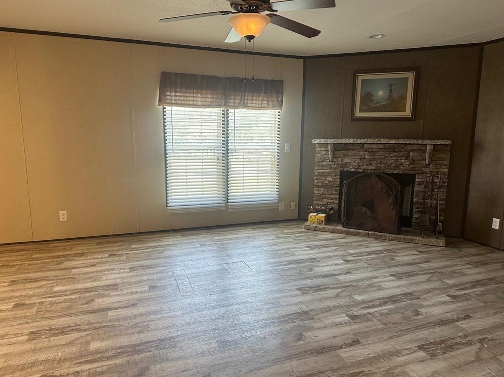 4049 County Road 450, West Columbia, TX 77486