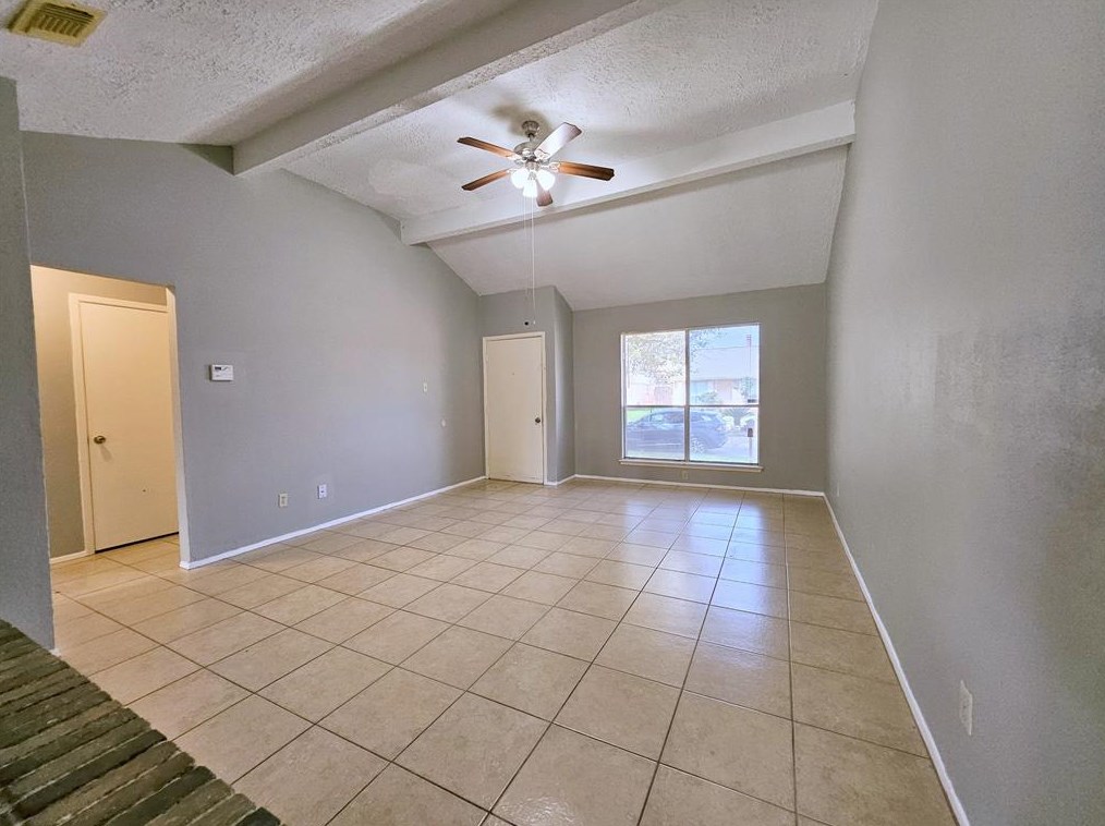 7423 San Lucas Dr, Houston TX  77083-3727 exterior